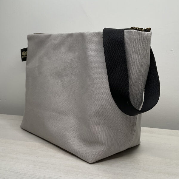 小外袋 - 灰白 | Small Outer Bag - Grey White