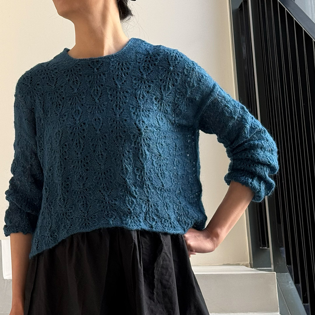 Tiny Muscari Pullover