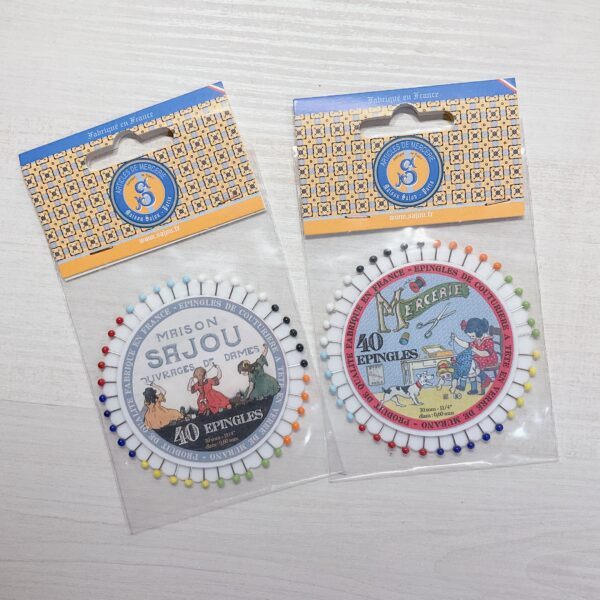[Maison SAJOU] 玻璃珠大頭針組－刺繡中的女孩 | Glass Head Sewing Pins - Girls Embroidering Rosette
